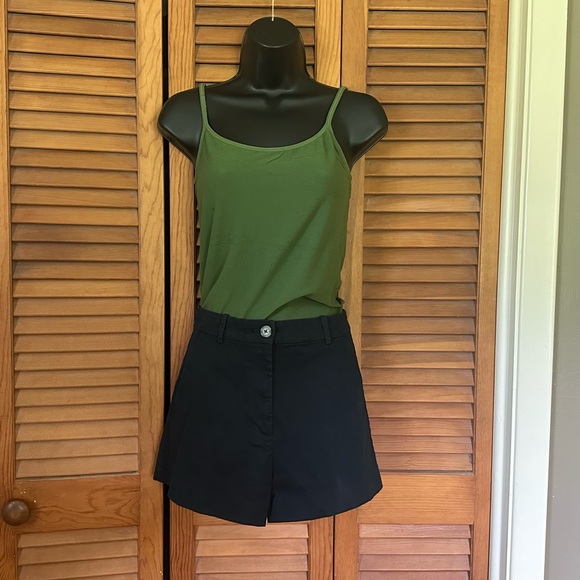 H&M Shorts - Picture 3 of 6